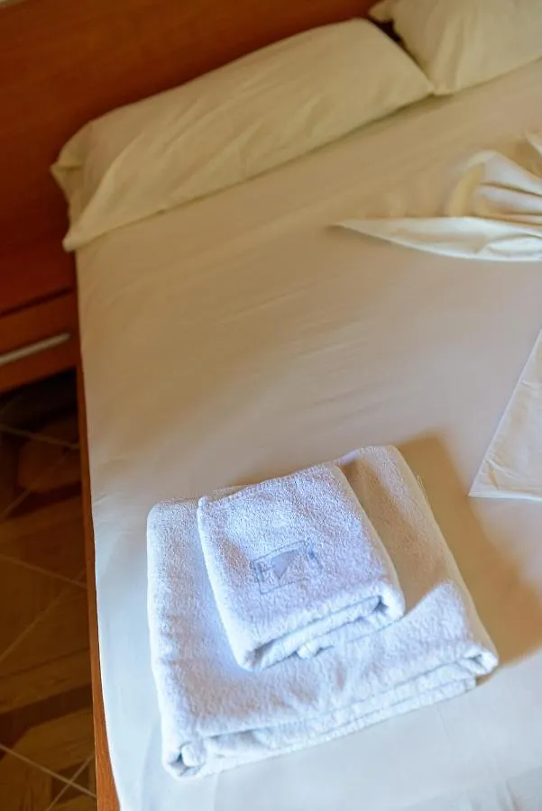 ***  Hotel Argeli Orikum Albania